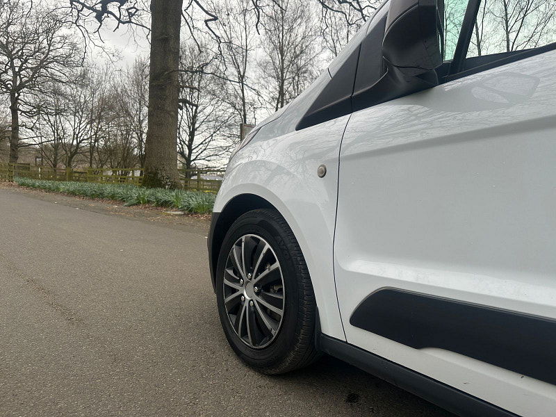 Ford Transit Connect 1.5 TDCi 200 Panel Van 5dr Diesel Manual L1 H1 (120 g/km, 74 bhp) 5dr Manual 2026