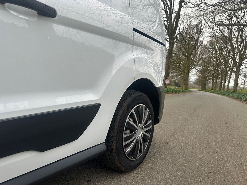 Ford Transit Connect 1.5 TDCi 200 Panel Van 5dr Diesel Manual L1 H1 (120 g/km, 74 bhp) 5dr Manual 2026