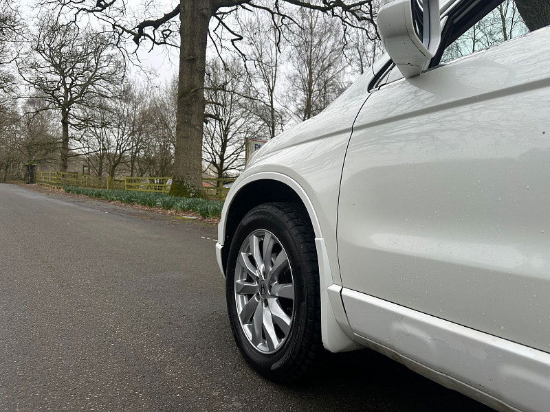 Honda CR-V 2.0 i-VTEC EX SUV 5dr Petrol Manual 4WD Euro 5 (150 ps) 5dr Manual 2026