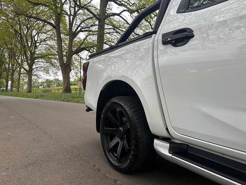 Isuzu D-Max 1.9 TD DL20 Pickup Double Cab 4dr Diesel Manual 4WD Euro 6 (s/s) (164 ps) 4dr Manual 2026