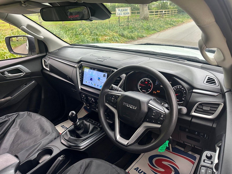 Isuzu D-Max 1.9 TD DL20 Pickup Double Cab 4dr Diesel Manual 4WD Euro 6 (s/s) (164 ps) 4dr Manual 2026