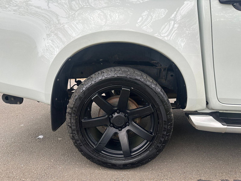 Isuzu D-Max 1.9 TD DL20 Pickup Double Cab 4dr Diesel Manual 4WD Euro 6 (s/s) (164 ps) 4dr Manual 2026