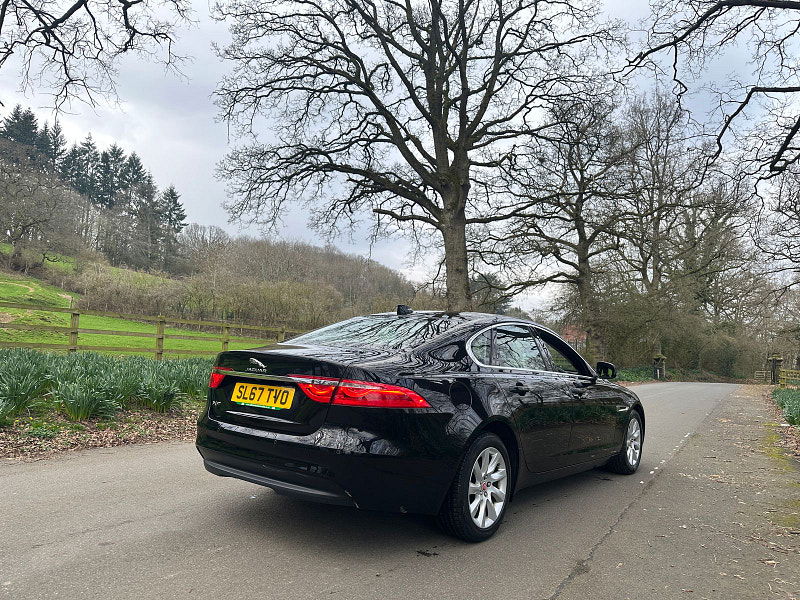 Jaguar XF 2.0d Prestige Saloon 4dr Diesel Manual Euro 6 (s/s) (163 ps) 4dr Manual 2026