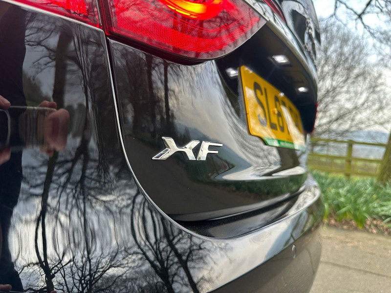 Jaguar XF 2.0d Prestige Saloon 4dr Diesel Manual Euro 6 (s/s) (163 ps) 4dr Manual 2026