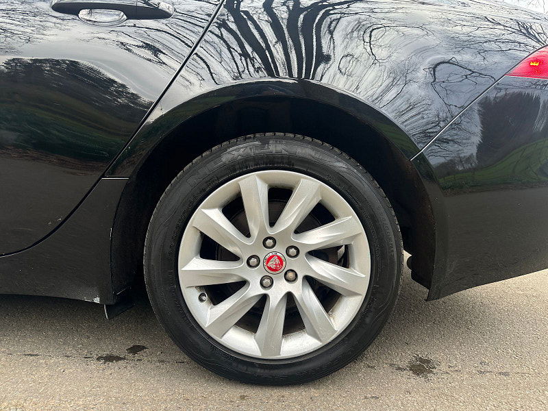 Jaguar XF 2.0d Prestige Saloon 4dr Diesel Manual Euro 6 (s/s) (163 ps) 4dr Manual 2026