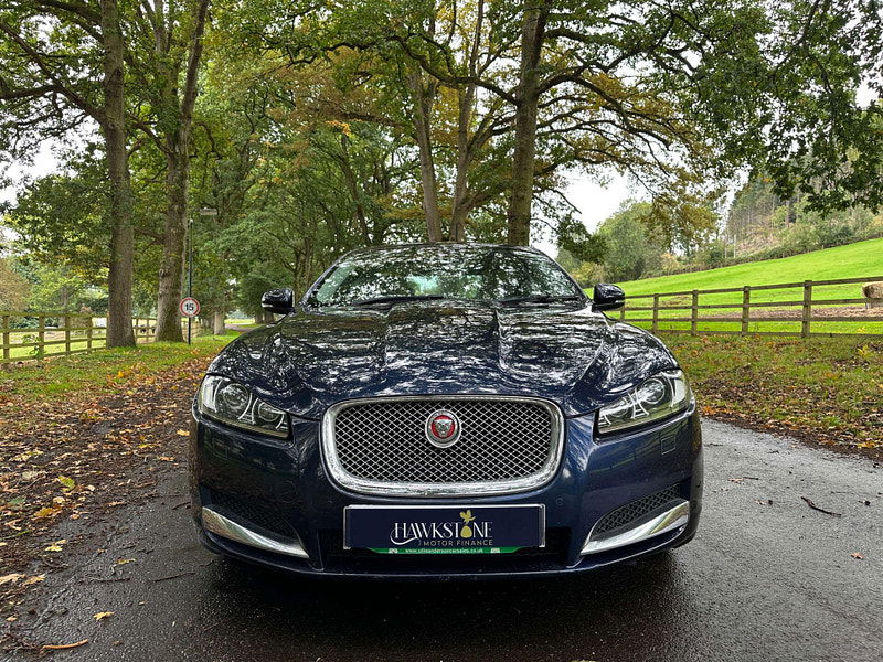 Jaguar XF 2.2 XF Premium Luxury D Auto 4dr 4dr Automatic 2025