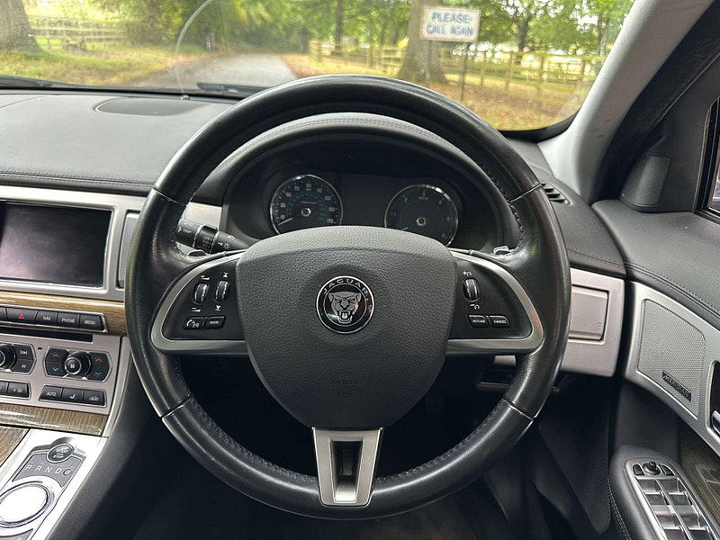 Jaguar XF 2.2 XF Premium Luxury D Auto 4dr 4dr Automatic 2025