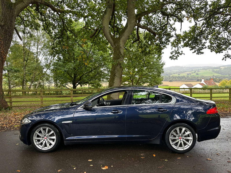 Jaguar XF 2.2 XF Premium Luxury D Auto 4dr 4dr Automatic 2025