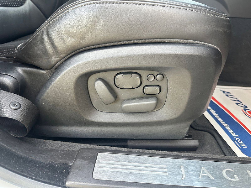 Jaguar XF 3.0d S V6 Premium Luxury Saloon 4dr Diesel Auto Euro 5 (275 ps) 4dr Automatic 2026