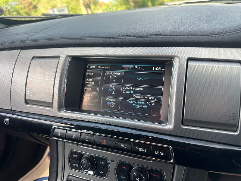 Jaguar XF 3.0d S V6 Premium Luxury Saloon 4dr Diesel Auto Euro 5 (275 ps) 4dr Automatic 2026