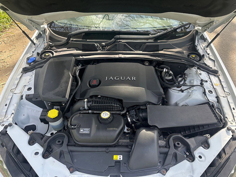 Jaguar XF 3.0d S V6 Premium Luxury Saloon 4dr Diesel Auto Euro 5 (275 ps) 4dr Automatic 2026