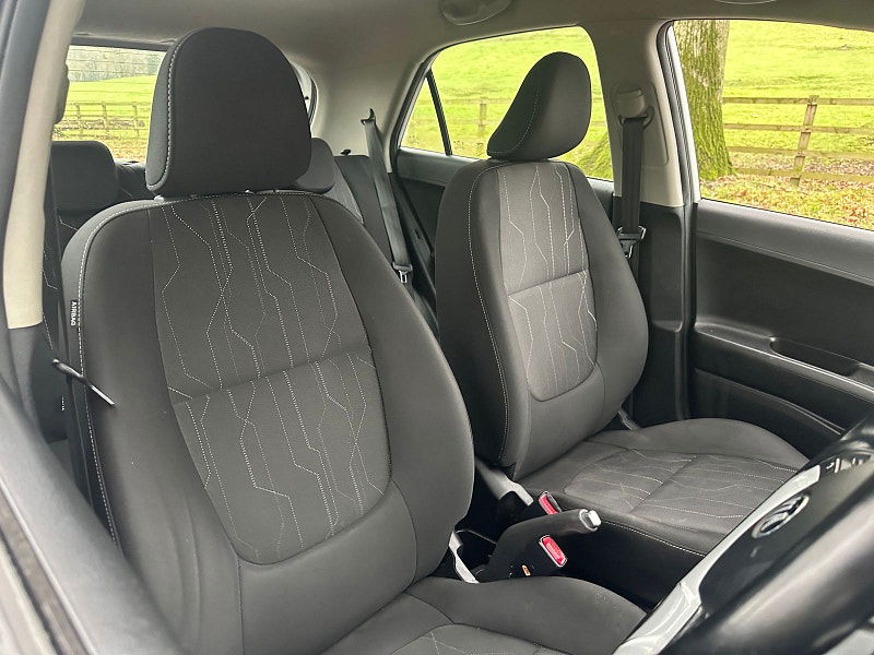 Kia Picanto 1.0 VR7 Hatchback 5dr Petrol Manual Euro 5 (68 bhp) 5dr Manual 2025