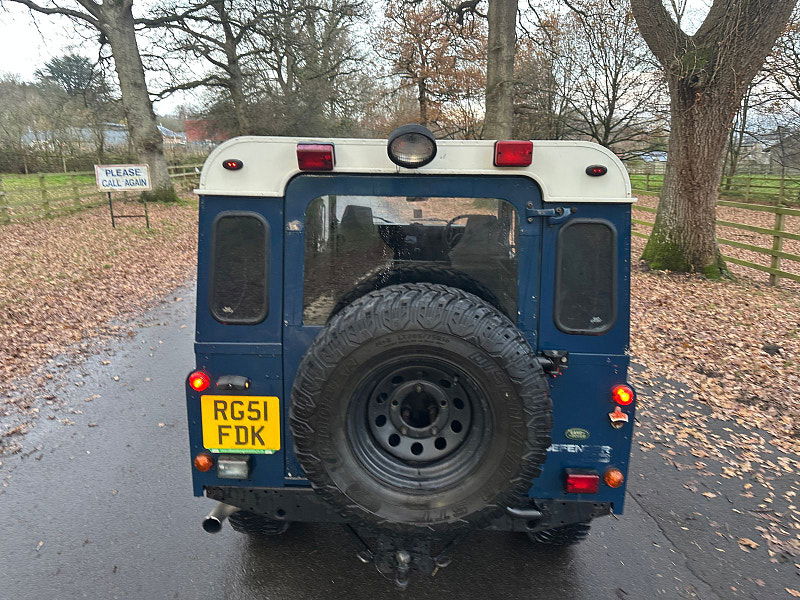 Land Rover DEFENDER 110 2.5 TD5 Chassis Cab 2dr Diesel Manual 4x4 (120 bhp) 2dr Manual 2025