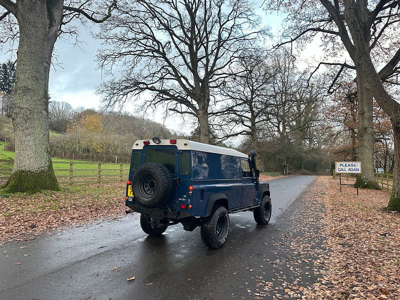 Land Rover DEFENDER 110 2.5 TD5 Chassis Cab 2dr Diesel Manual 4x4 (120 bhp) 2dr Manual 2025