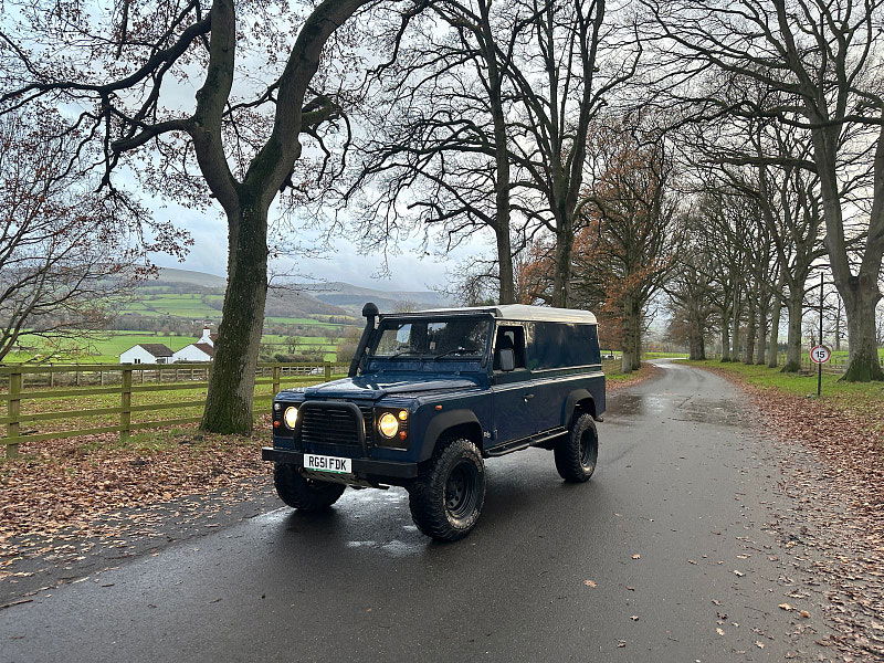Land Rover DEFENDER 110 2.5 TD5 Chassis Cab 2dr Diesel Manual 4x4 (120 bhp) 2dr Manual 2025