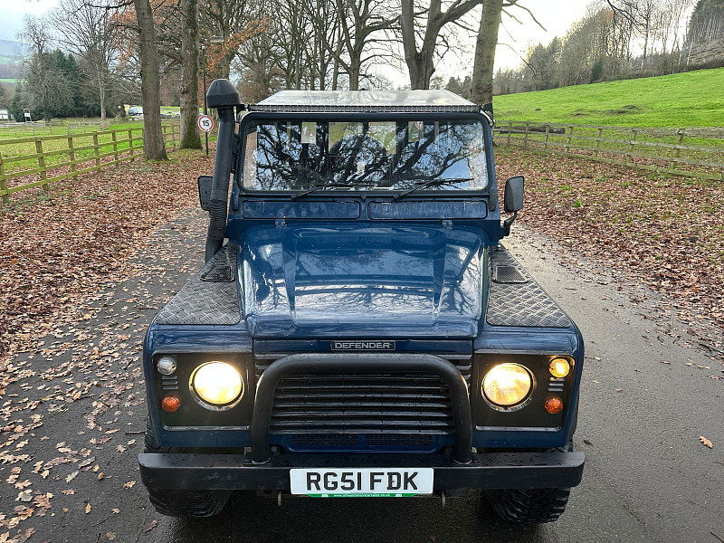 Land Rover DEFENDER 110 2.5 TD5 Chassis Cab 2dr Diesel Manual 4x4 (120 bhp) 2dr Manual 2025