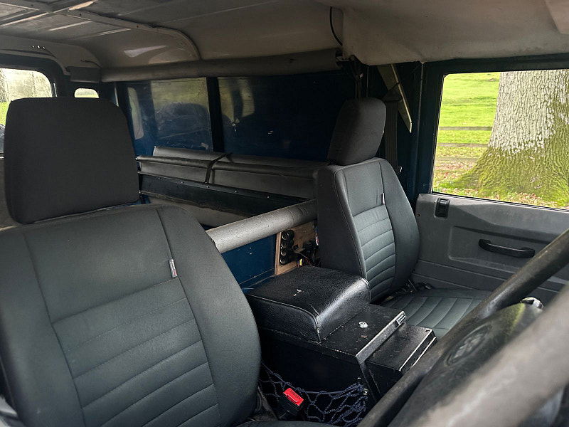 Land Rover DEFENDER 110 2.5 TD5 Chassis Cab 2dr Diesel Manual 4x4 (120 bhp) 2dr Manual 2025