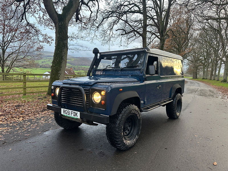 Land Rover DEFENDER 110 2.5 TD5 Chassis Cab 2dr Diesel Manual 4x4 (120 bhp) 2dr Manual 2025
