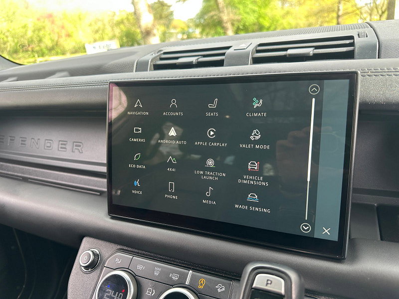 Land Rover DEFENDER 110 3.0 D250 MHEV X-Dynamic HSE SUV 5dr Diesel Auto 4WD Euro 6 (s/s) (250 ps) 5dr Automatic 2026