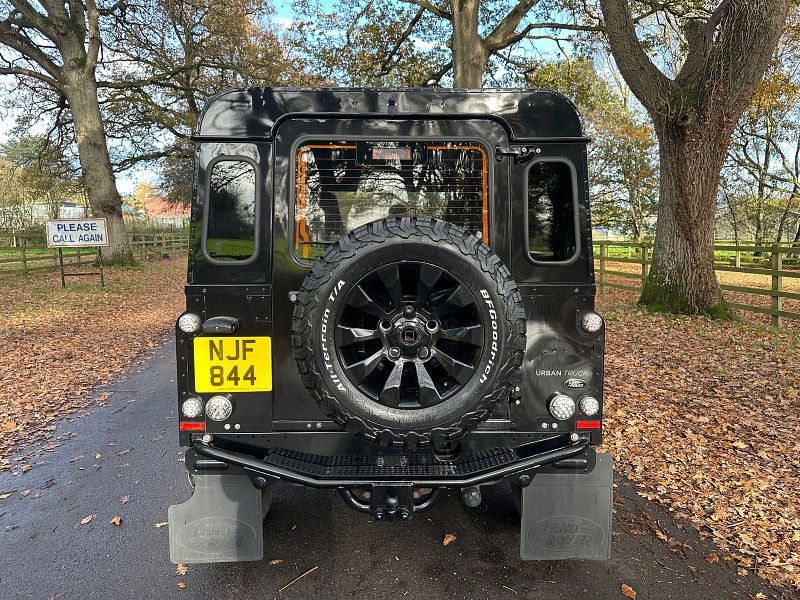 Land Rover Defender 90 2.2 TDCi XS Station Wagon Double Cab 3dr Diesel Manual 4WD SWB Euro 5 (122 ps) 3dr Manual 2025