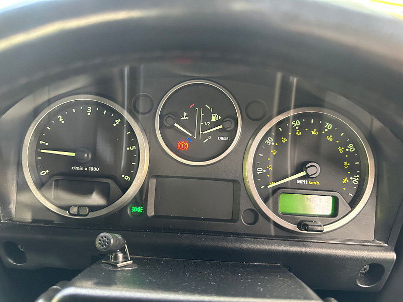 Land Rover Defender 90 2.2 TDCi XS Station Wagon Double Cab 3dr Diesel Manual 4WD SWB Euro 5 (122 ps) 3dr Manual 2025