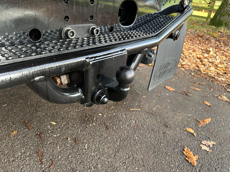 Land Rover Defender 90 2.2 TDCi XS Station Wagon Double Cab 3dr Diesel Manual 4WD SWB Euro 5 (122 ps) 3dr Manual 2025