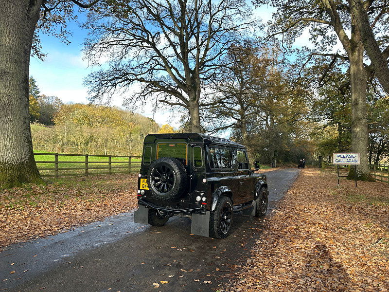 Land Rover Defender 90 2.2 TDCi XS Station Wagon Double Cab 3dr Diesel Manual 4WD SWB Euro 5 (122 ps) 3dr Manual 2025