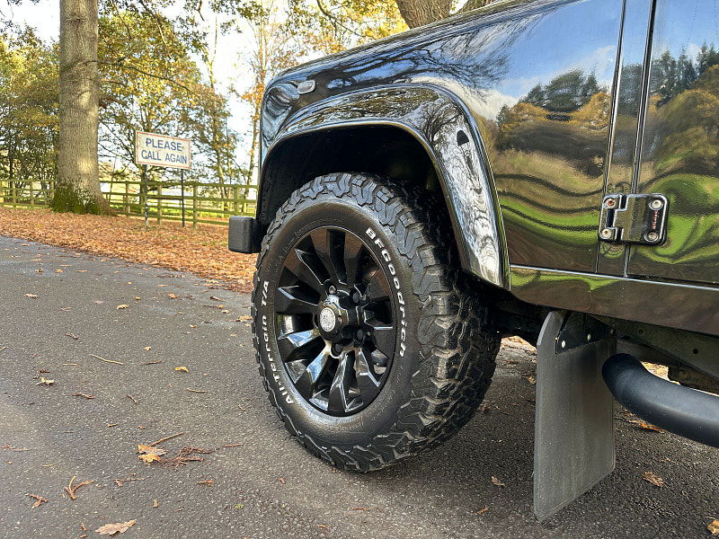 Land Rover Defender 90 2.2 TDCi XS Station Wagon Double Cab 3dr Diesel Manual 4WD SWB Euro 5 (122 ps) 3dr Manual 2025