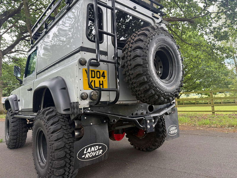 Land Rover Defender 90 2.5 Defender 90 TD5 4WD 2dr Manual 2025