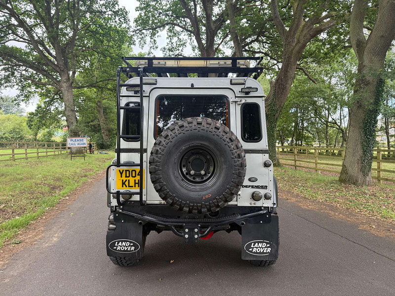Land Rover Defender 90 2.5 Defender 90 TD5 4WD 2dr Manual 2025