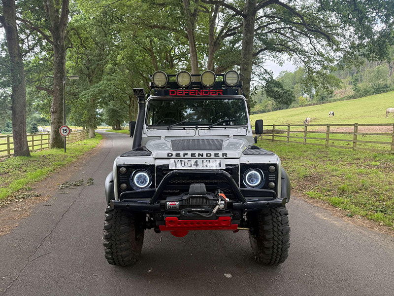 Land Rover Defender 90 2.5 Defender 90 TD5 4WD 2dr Manual 2025