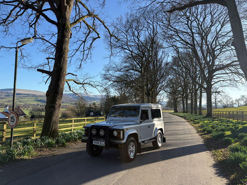 Land Rover Defender 90 TD5 2dr Manual 2025