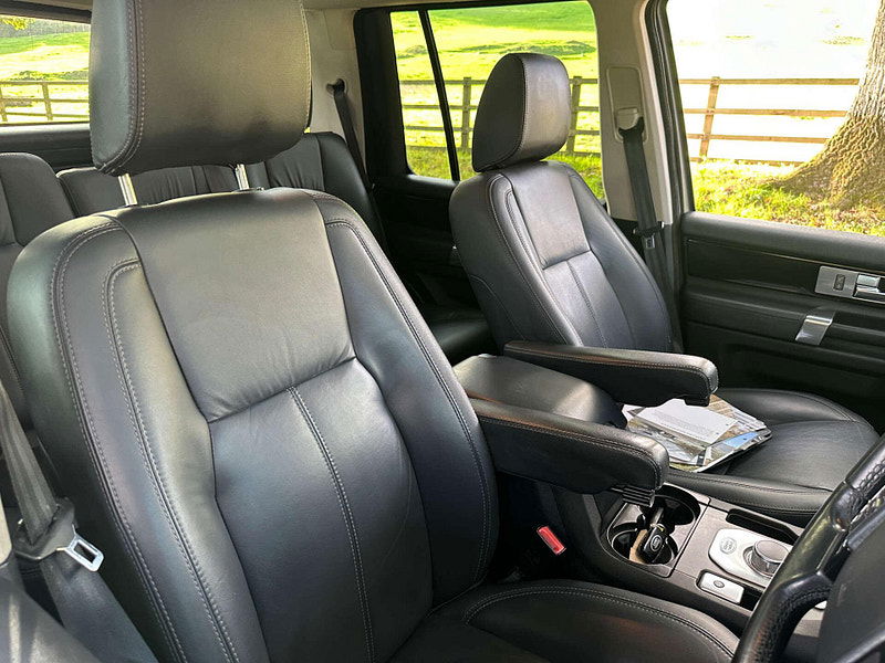 Land Rover DISCOVERY 3.0 Discovery HSE SDV6 Auto 4WD 5dr 5dr Automatic 2025