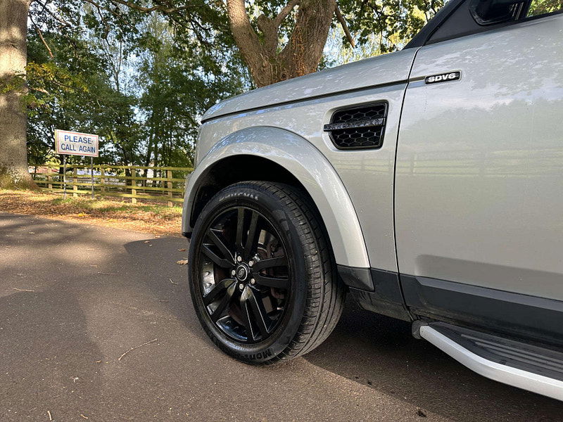 Land Rover DISCOVERY 3.0 Discovery HSE SDV6 Auto 4WD 5dr 5dr Automatic 2025