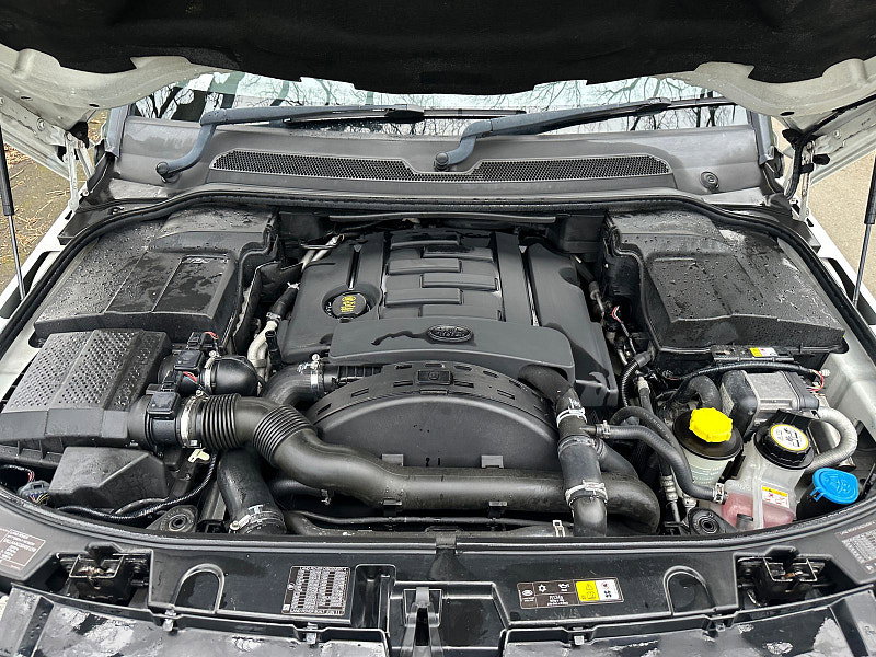 Land Rover Discovery 4 3.0 SD V6 Landmark LE SUV 5dr Diesel CommandShift 4WD Euro 5 (245 ps) 5dr Automatic 2026