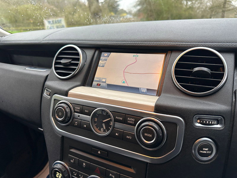 Land Rover Discovery 4 3.0 SD V6 Landmark LE SUV 5dr Diesel CommandShift 4WD Euro 5 (245 ps) 5dr Automatic 2026