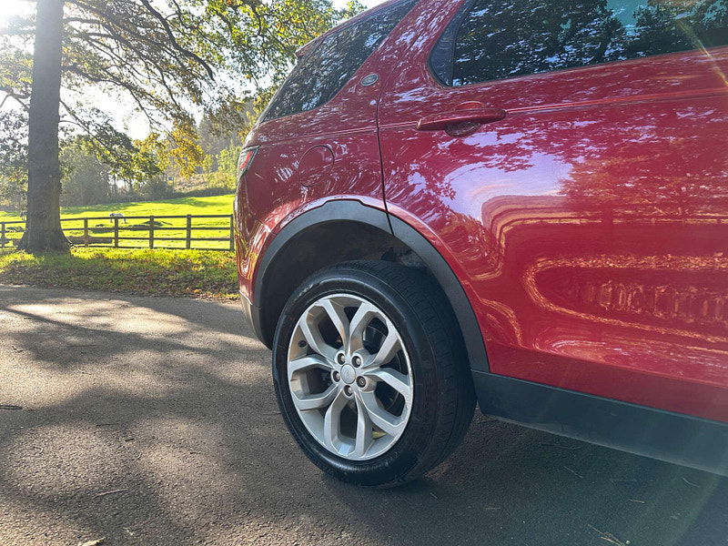 Land Rover Discovery Sport 2.0 Discovery Sport HSE TD4 Auto 4WD 5dr 5dr Automatic 2025