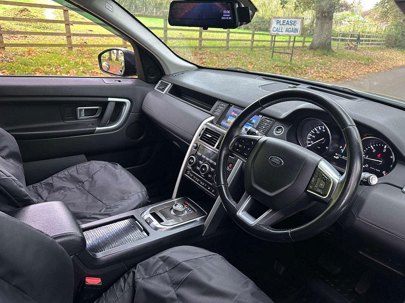 Land Rover Discovery Sport 2.2 Discovery Sport SE Tech SD4 Auto 4WD 5dr 5dr Automatic 2025