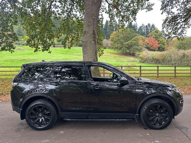 Land Rover Discovery Sport 2.2 Discovery Sport SE Tech SD4 Auto 4WD 5dr 5dr Automatic 2025