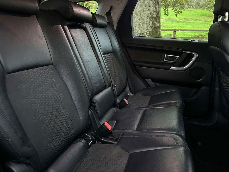 Land Rover Discovery Sport 2.2 Discovery Sport SE Tech SD4 Auto 4WD 5dr 5dr Automatic 2025