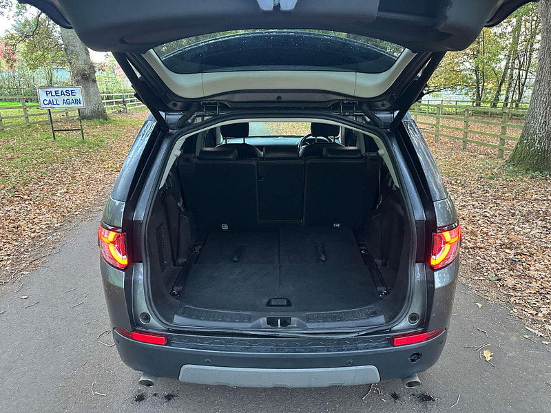 Land Rover Discovery Sport 2.2 Discovery Sport SE Tech SD4 Auto 4WD 5dr 5dr Automatic 2025