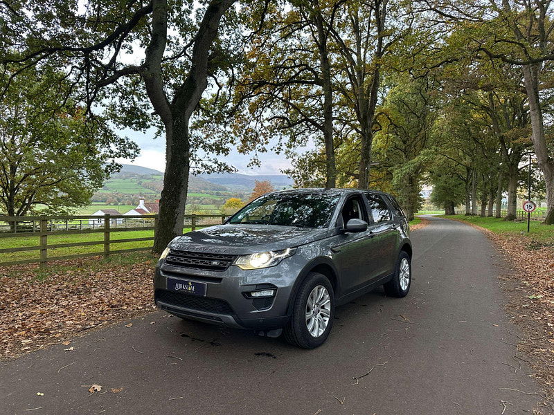 Land Rover Discovery Sport 2.2 Discovery Sport SE Tech SD4 Auto 4WD 5dr 5dr Automatic 2025