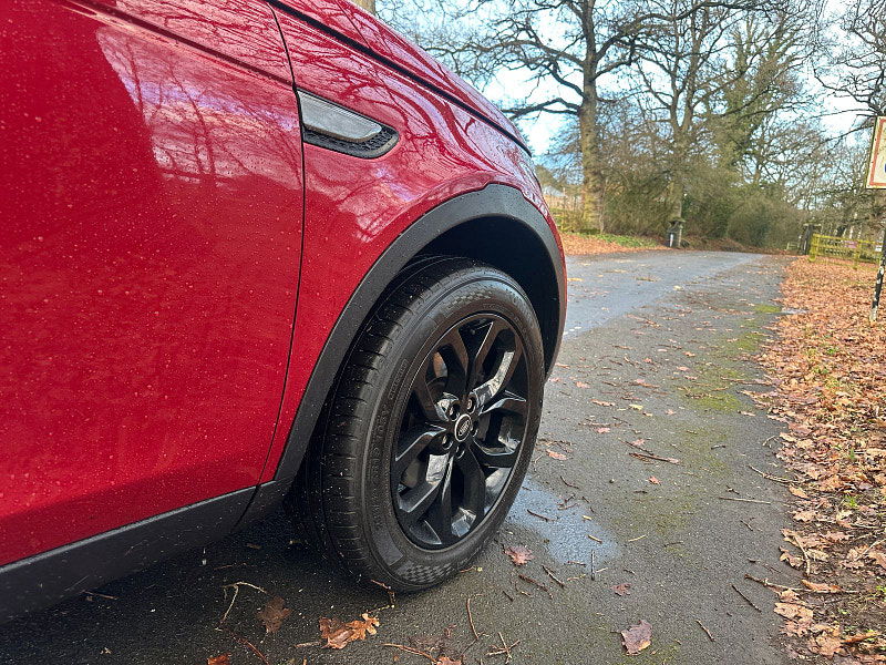 Land Rover Discovery Sport 2.2 SD4 SE Tech SUV 5dr Diesel Manual 4WD Euro 5 (s/s) (190 ps) 5dr Manual 2026