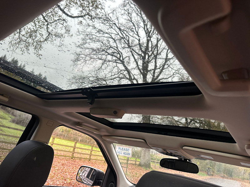 Land Rover Freelander 2 2.2 SD4 HSE SUV 5dr Diesel CommandShift 4WD Euro 5 (190 ps) 5dr Automatic 2025