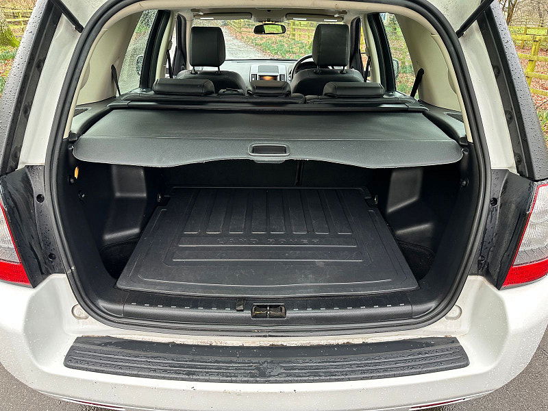 Land Rover Freelander 2 2.2 SD4 HSE SUV 5dr Diesel CommandShift 4WD Euro 5 (190 ps) 5dr Automatic 2026