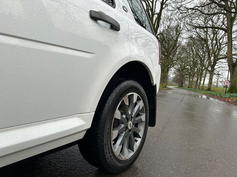 Land Rover Freelander 2 2.2 SD4 HSE SUV 5dr Diesel CommandShift 4WD Euro 5 (190 ps) 5dr Automatic 2026