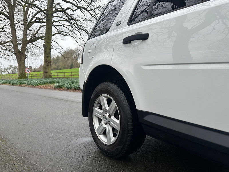 Land Rover Freelander 2 2.2 TD4 GS SUV 5dr Diesel CommandShift 4WD Euro 5 (150 ps) 5dr Automatic 2026