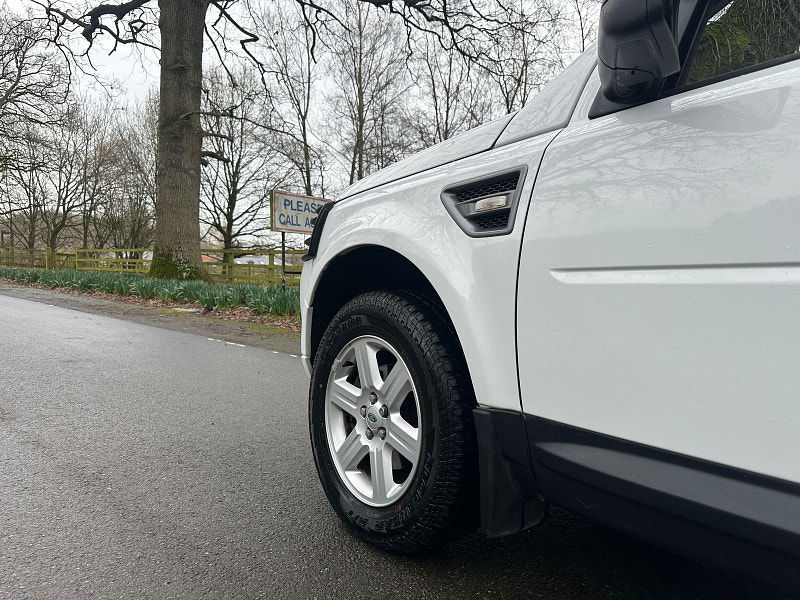 Land Rover Freelander 2 2.2 TD4 GS SUV 5dr Diesel CommandShift 4WD Euro 5 (150 ps) 5dr Automatic 2026