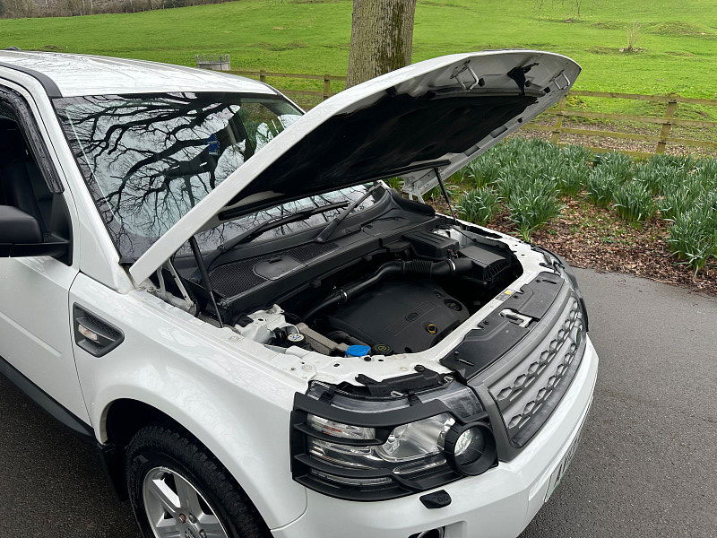 Land Rover Freelander 2 2.2 TD4 GS SUV 5dr Diesel CommandShift 4WD Euro 5 (150 ps) 5dr Automatic 2026