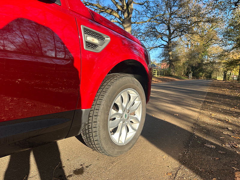 Land Rover Freelander 2 2.2 TD4 GS SUV 5dr Diesel Manual 4WD Euro 5 (s/s) (150 ps) 5dr Manual 2025